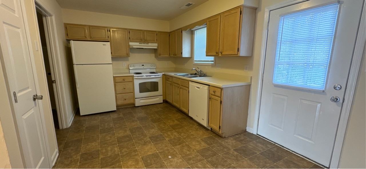 574 Lost Cir #A - Photo 5 of 23