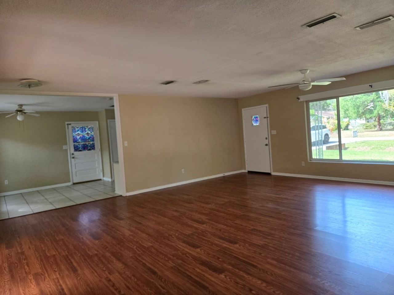 2201 Nw 36th Dr - Photo 3 of 30