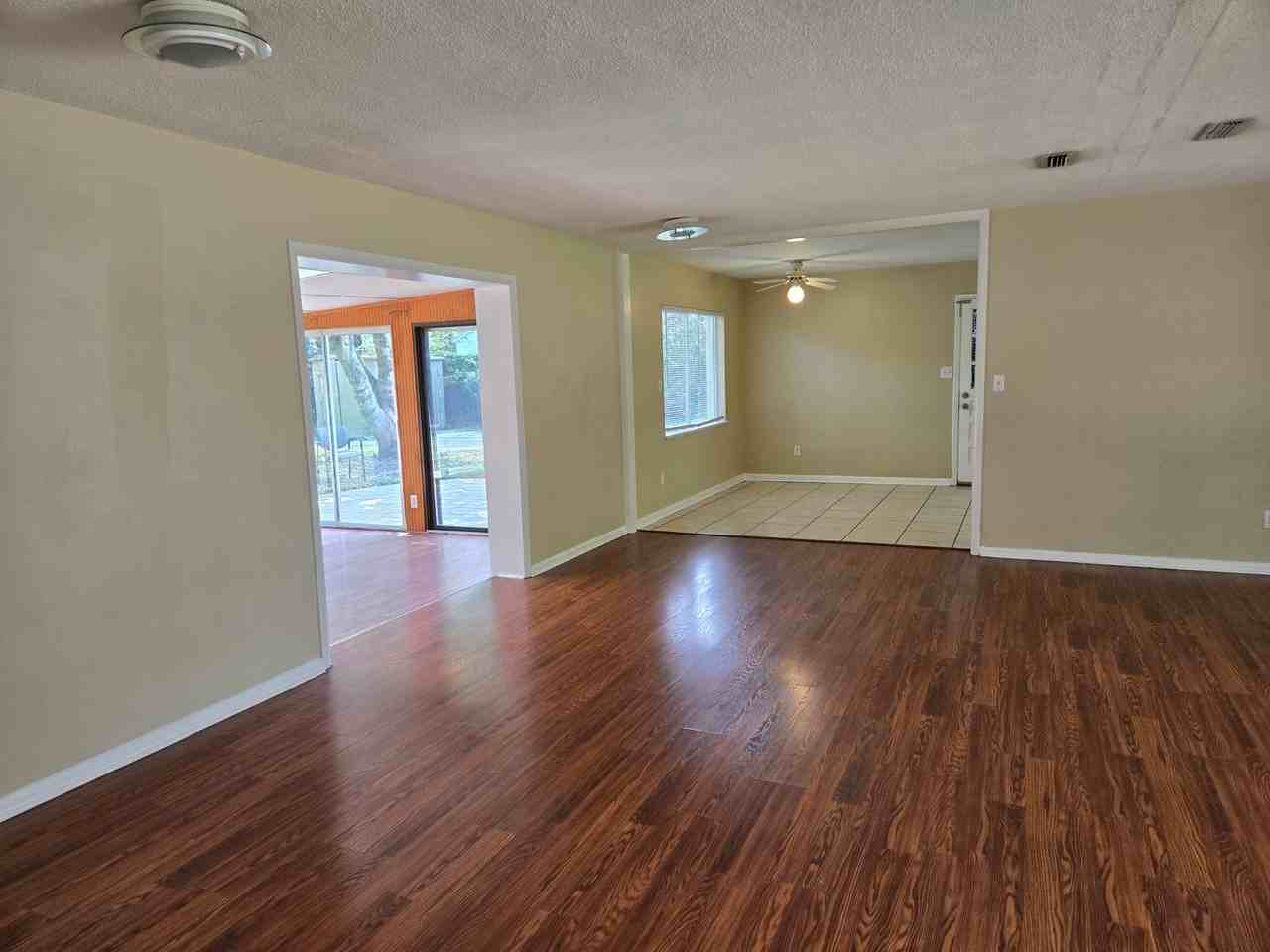 2201 Nw 36th Dr - Photo 6 of 30