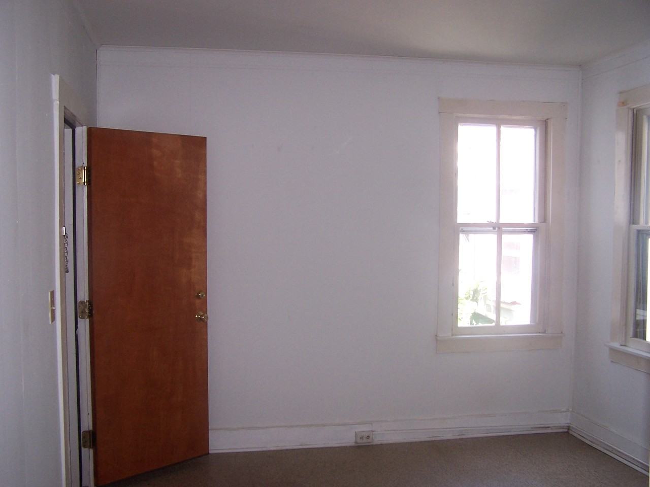 189 Green St #3 - Photo 2 of 5