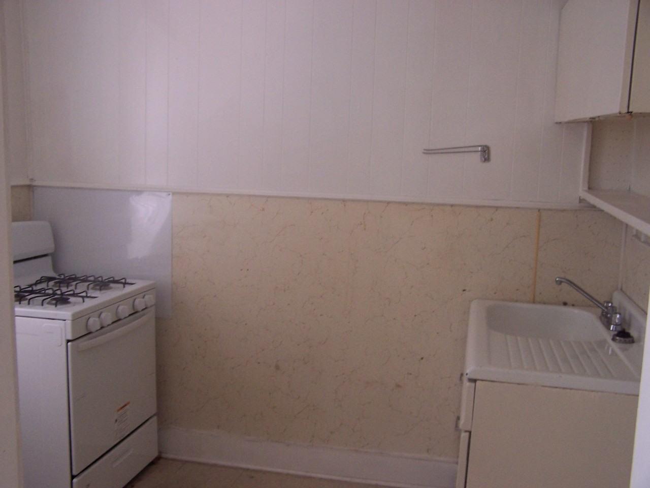 189 Green St #3 - Photo 4 of 5