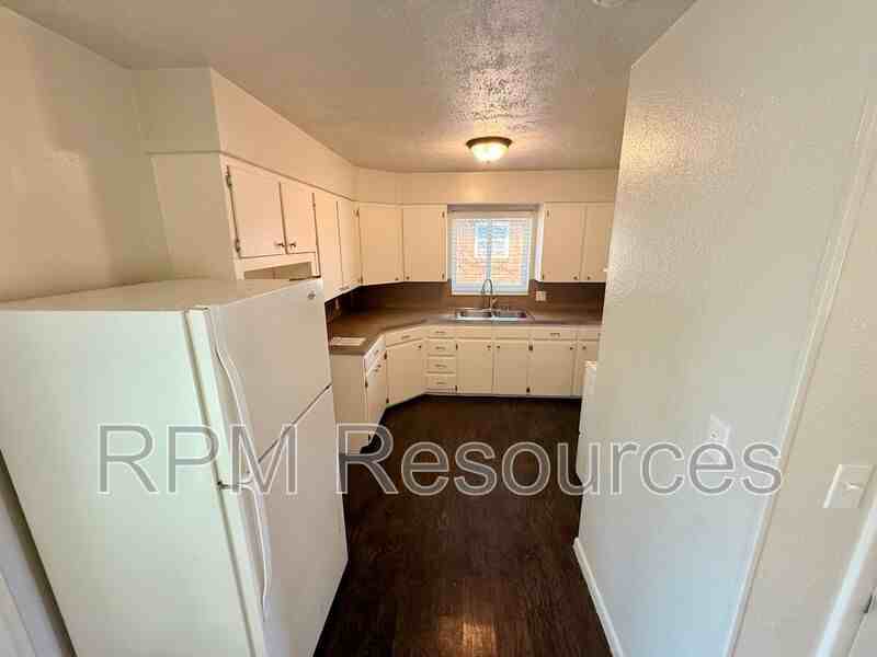 4416 Nw 44th St - Photo 7 of 18