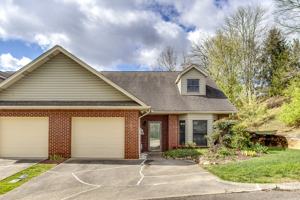 featured image of 103 Pinewood Dr #1