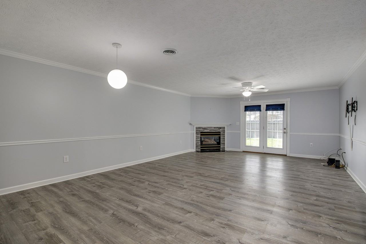 103 Pinewood Dr #1 - Photo 7 of 22