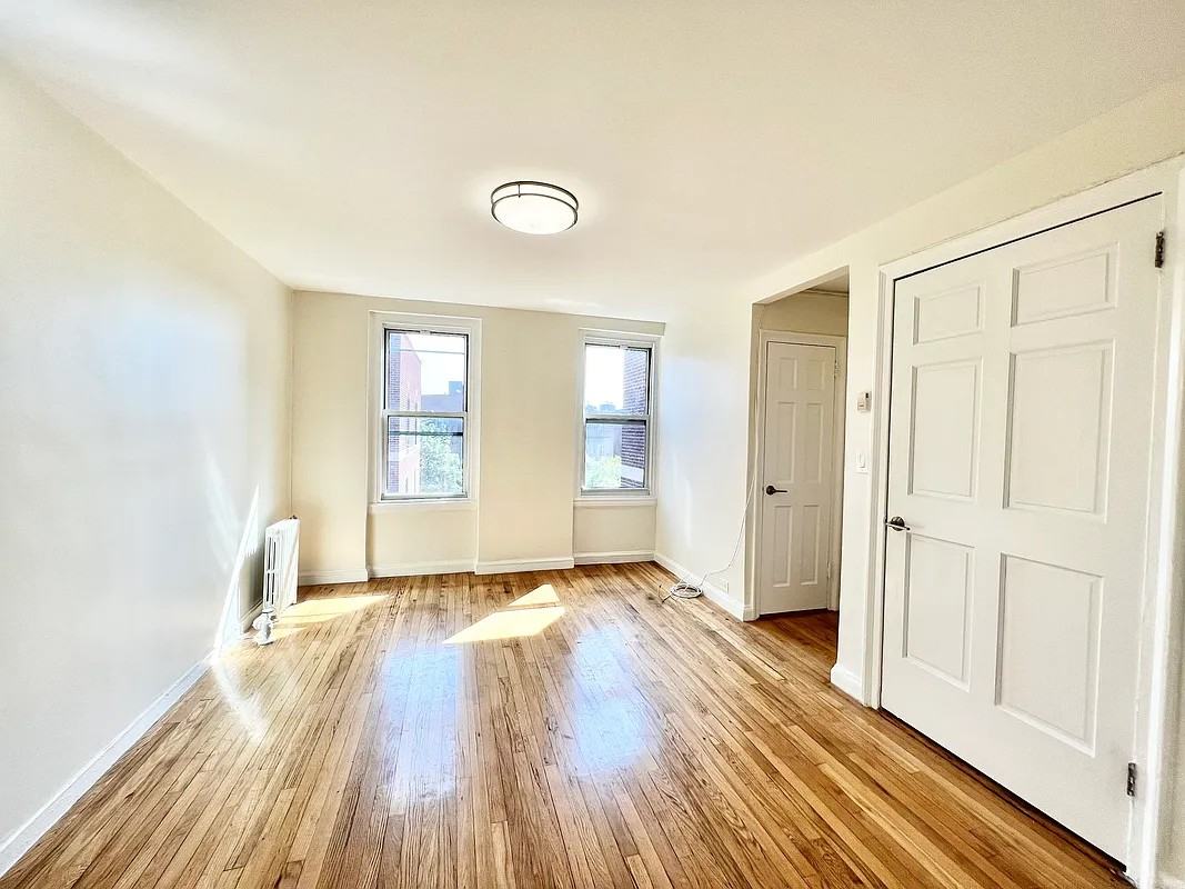 34-47 90th Street #G63 - Photo 4 of 5