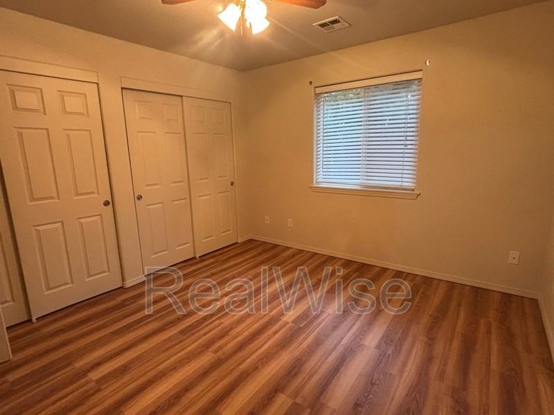 175 Barron Ct - Photo 7 of 16