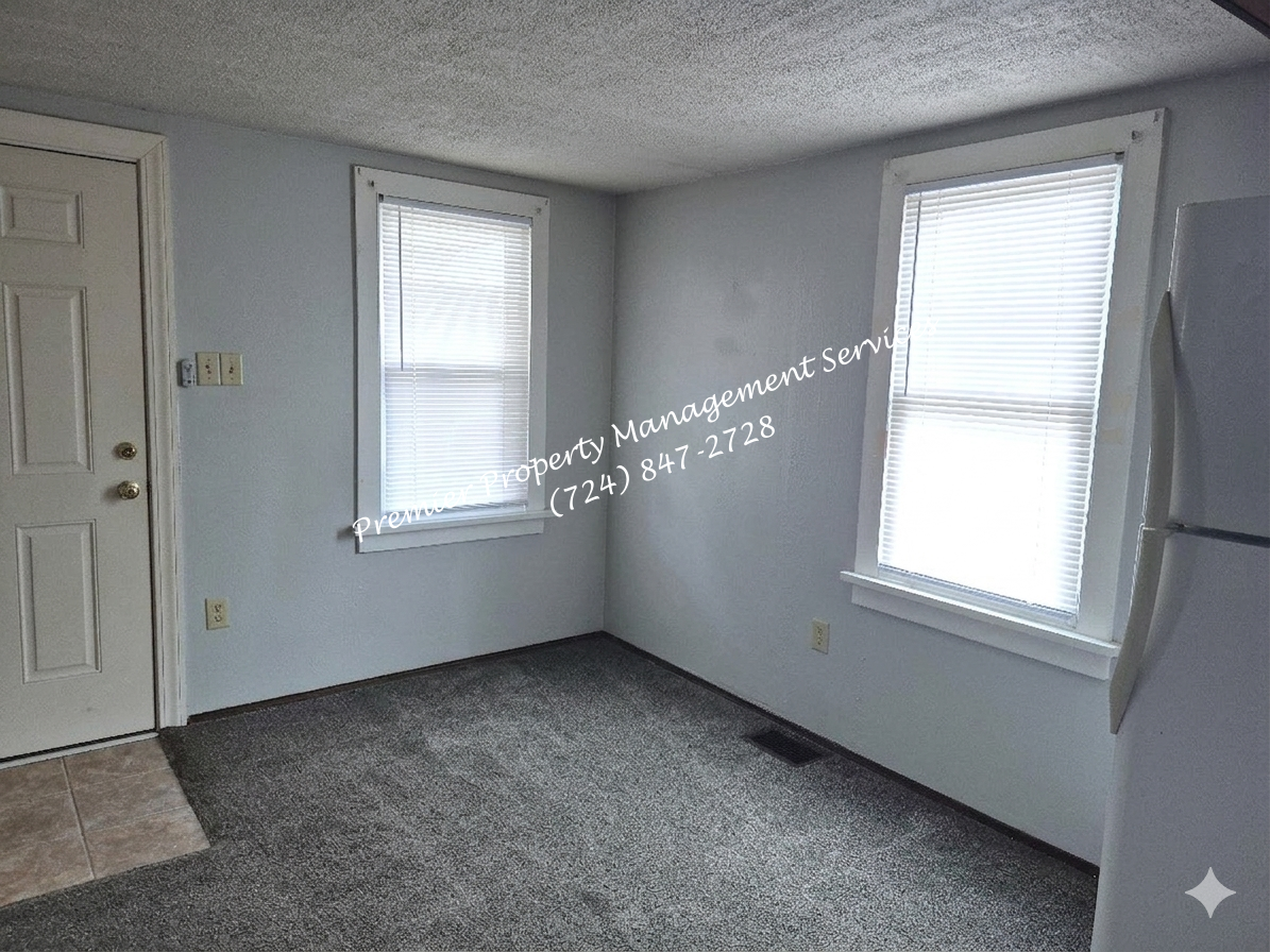 905 Crawford St #3 - Photo 3 of 11