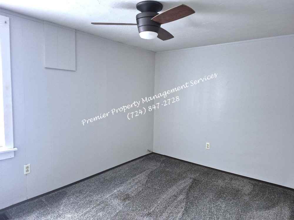 905 Crawford St #3 - Photo 7 of 11