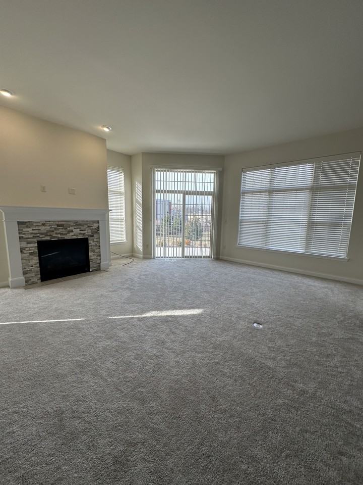 13745 Creekside Pass #1 - Photo 6 of 50