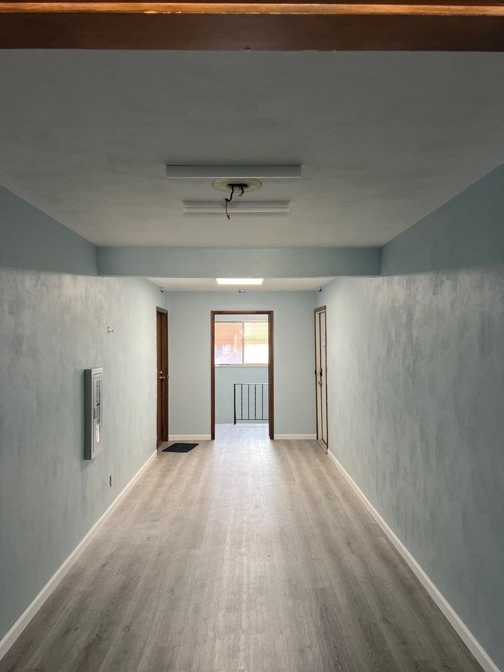 4644 Burkhardt Ave - Photo 2 of 11