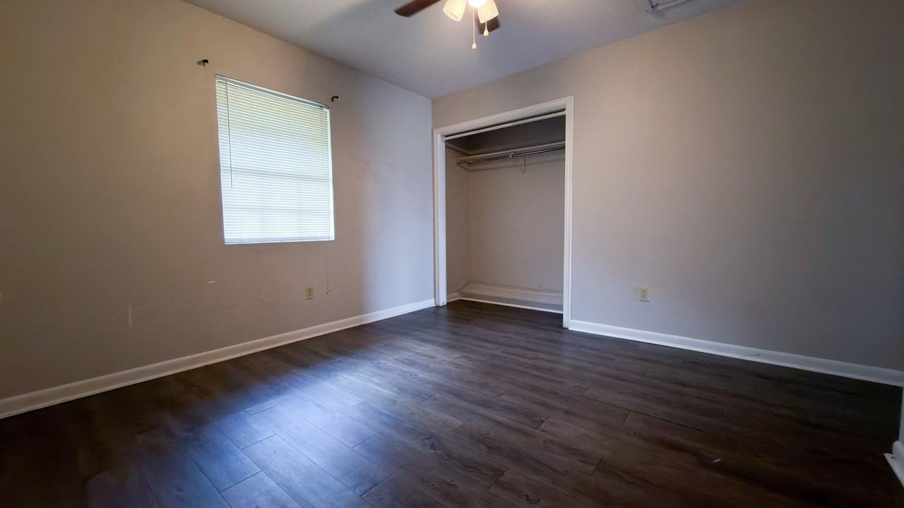 204 Cantal Dr #C - Photo 6 of 11