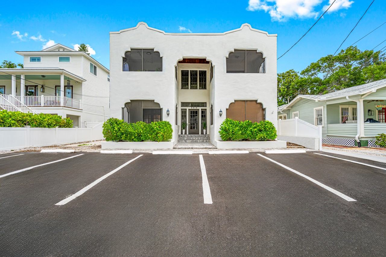 3313 W San Pedro St #2 - Photo 2 of 20