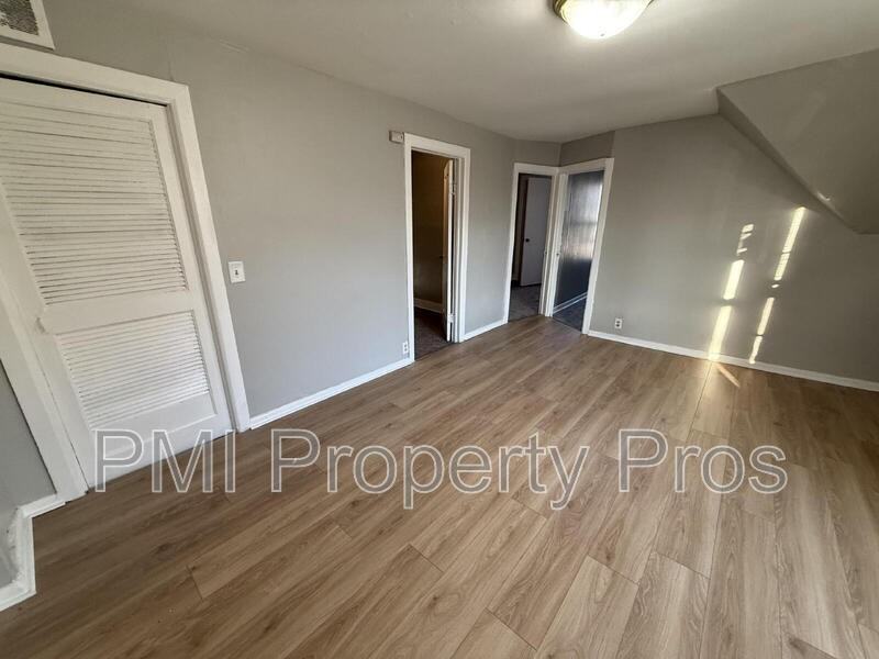 3806 W Rohr Ave - Photo 2 of 25