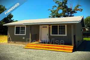 featured image of 926 1/2 Sw Greenwood Ave