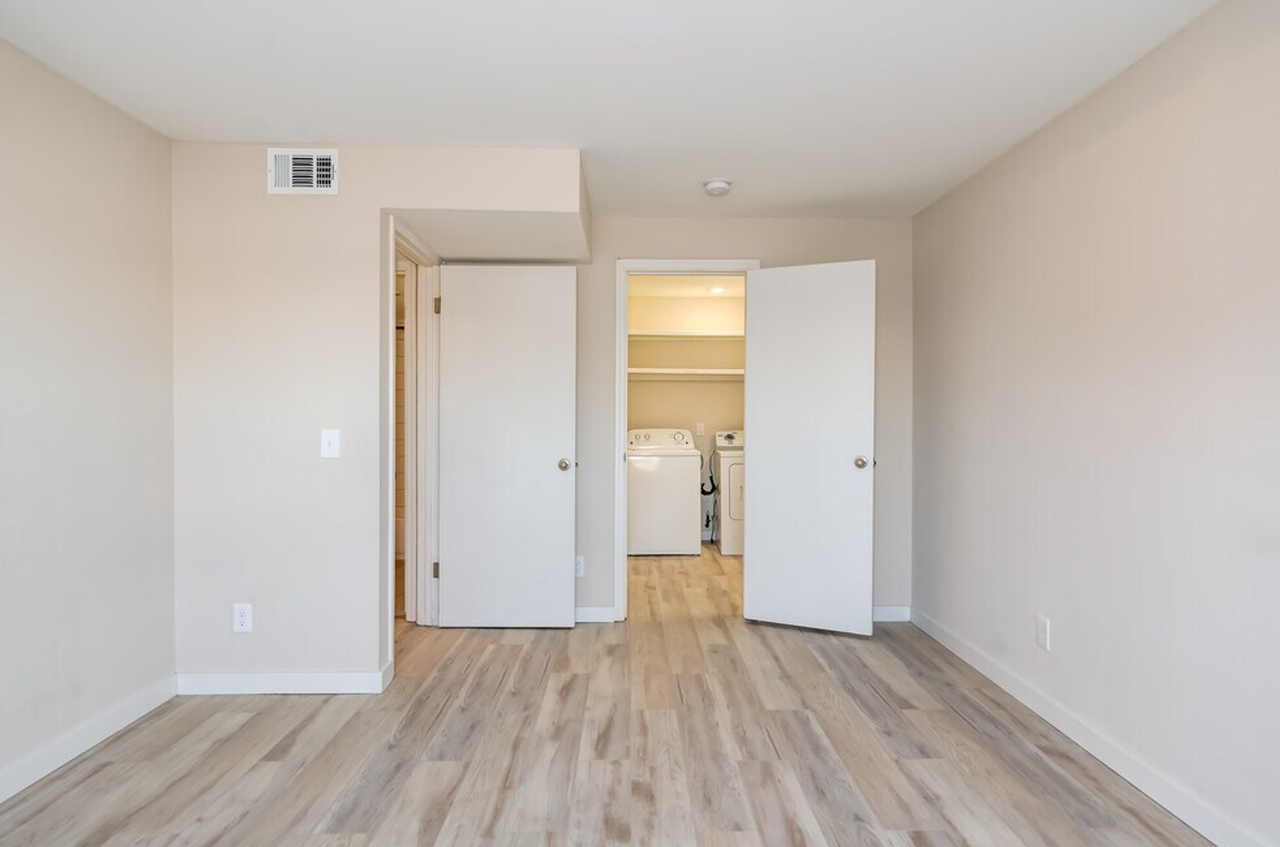 Forest Creek Apartments - Photo 5 of 17