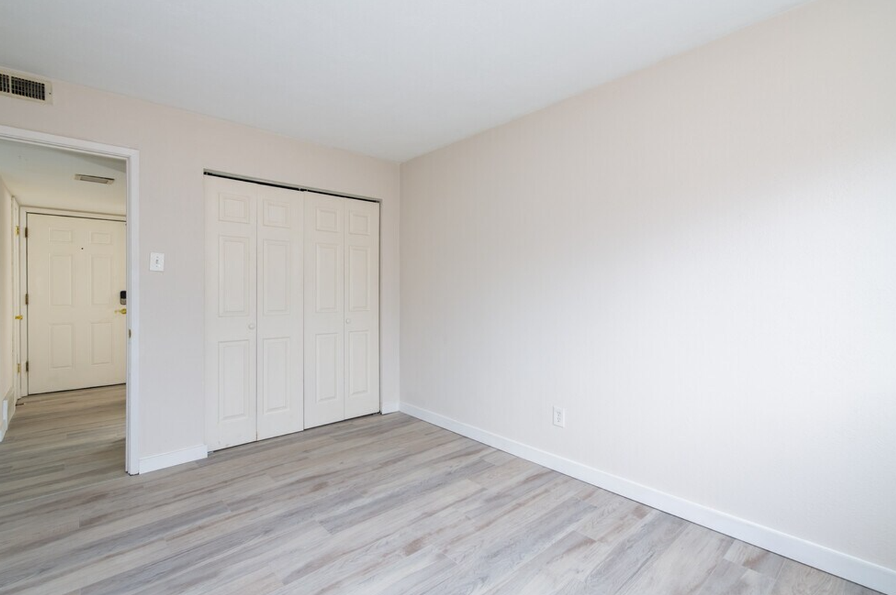 Forest Creek Apartments - Photo 6 of 17