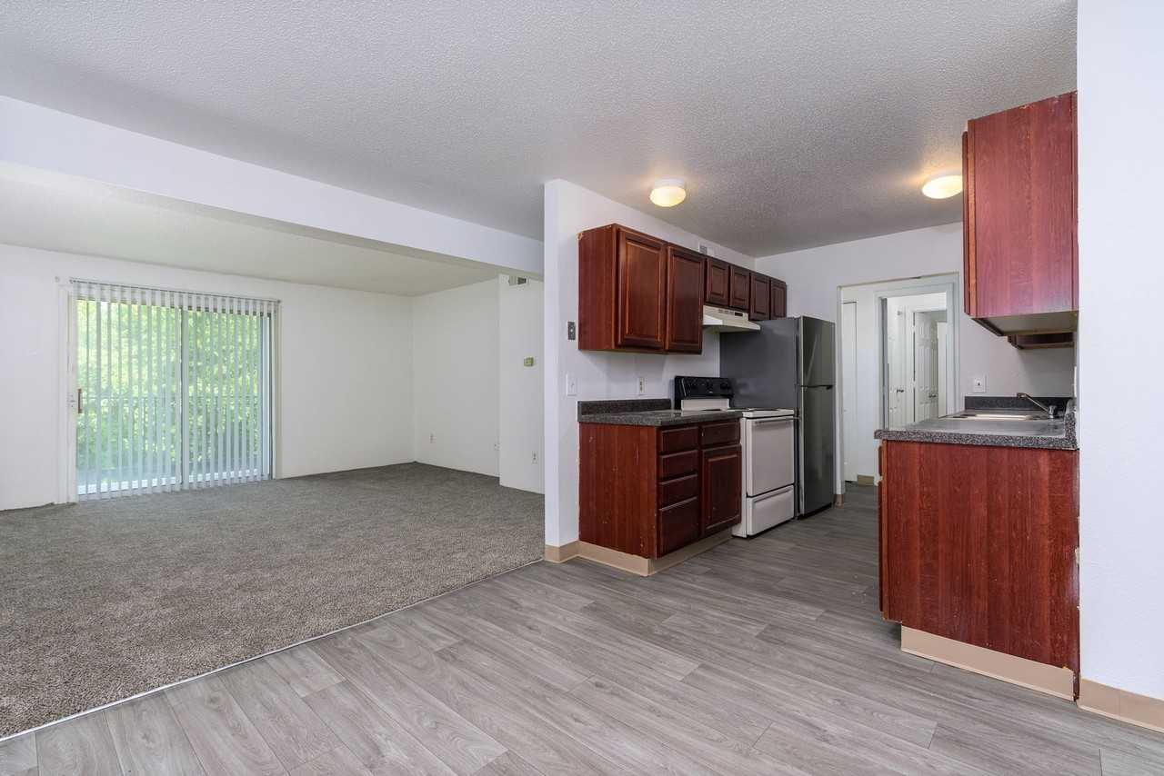 Autumn Place - Photo 6 of 32