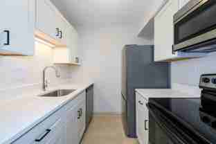 Oak Forest Apartments - Photo 1 of 1