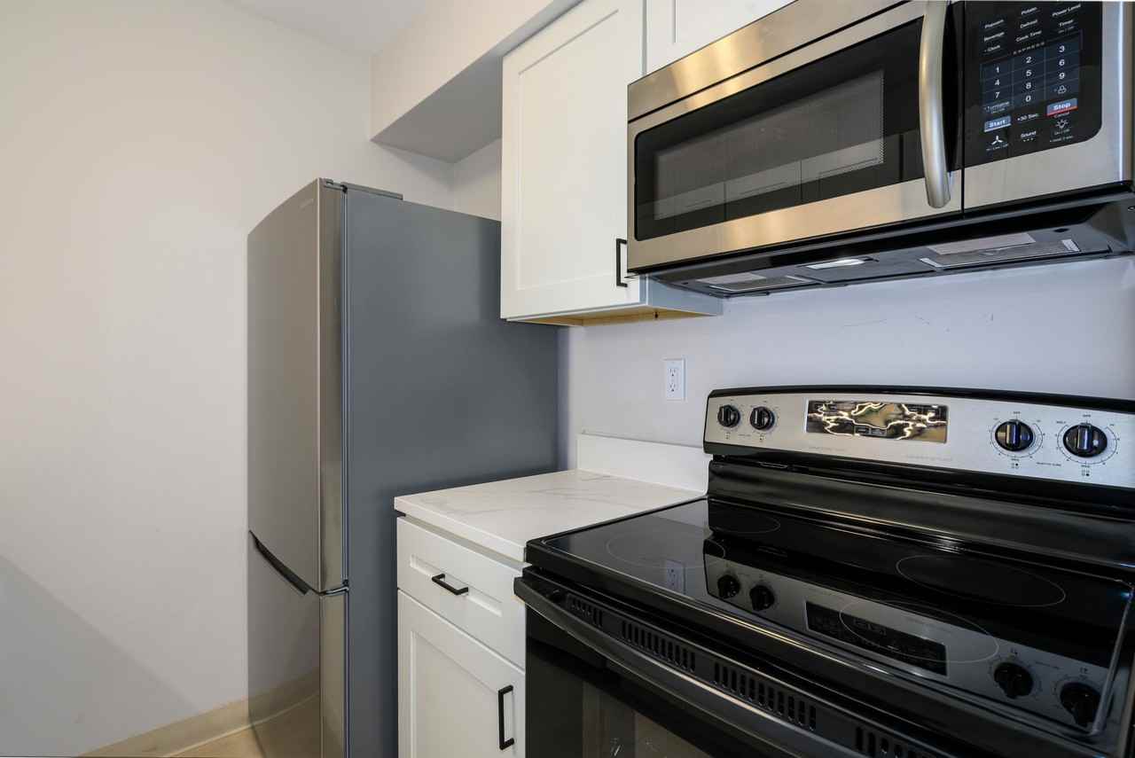 Oak Forest Apartments - Photo 2 of 50