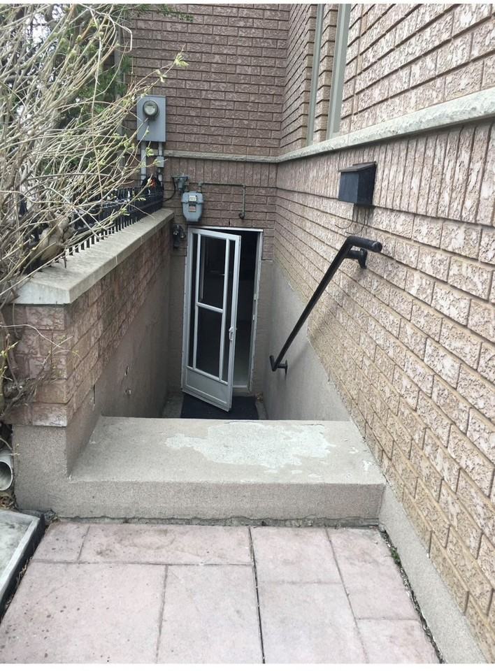 102 Sylwood Cres - Photo 6 of 10