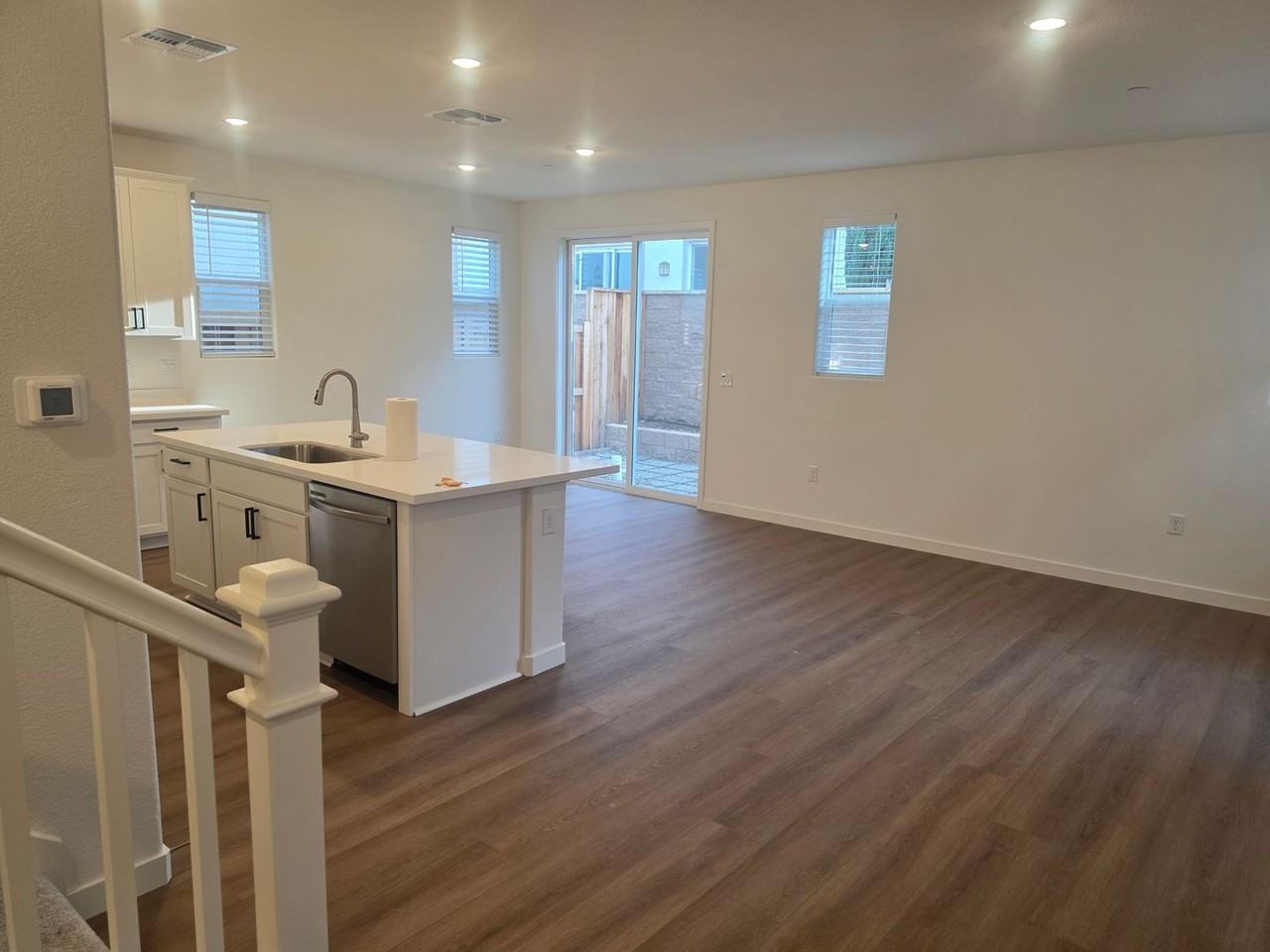 1174 Bengal Loop - Photo 3 of 11