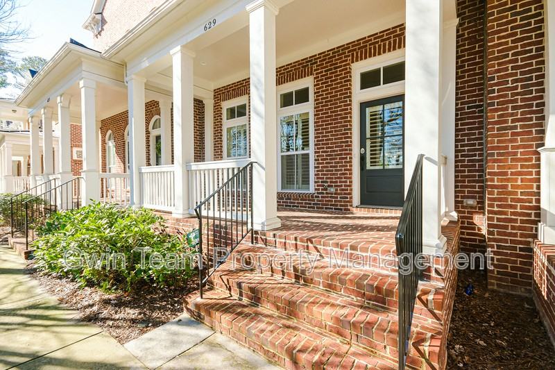 629 Brennan Dr - Photo 3 of 42