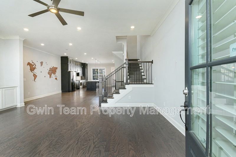 629 Brennan Dr - Photo 5 of 42