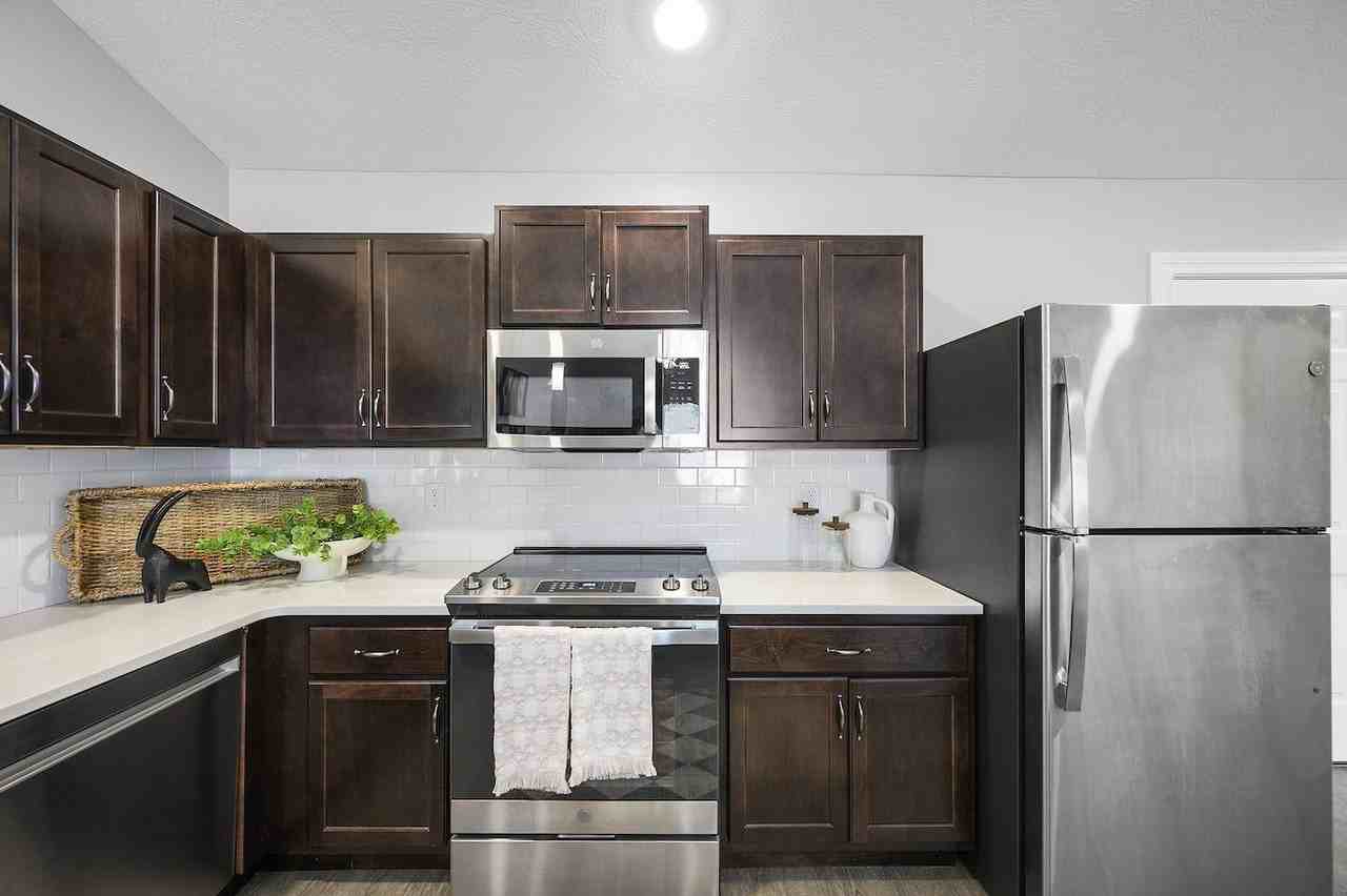 The Villas at Bakers Ridge - Photo 7 of 37