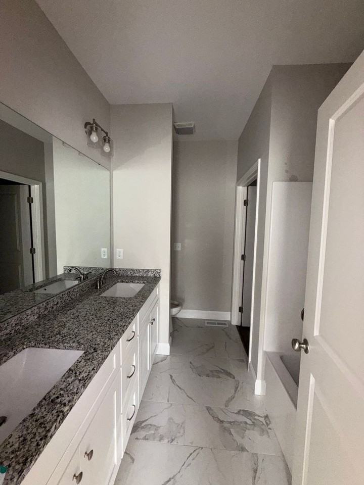 851 Sagittarius Ave - Photo 4 of 5