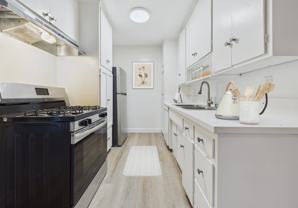 Buffalo Sherman Oaks Apartments - Photo 1 of 1