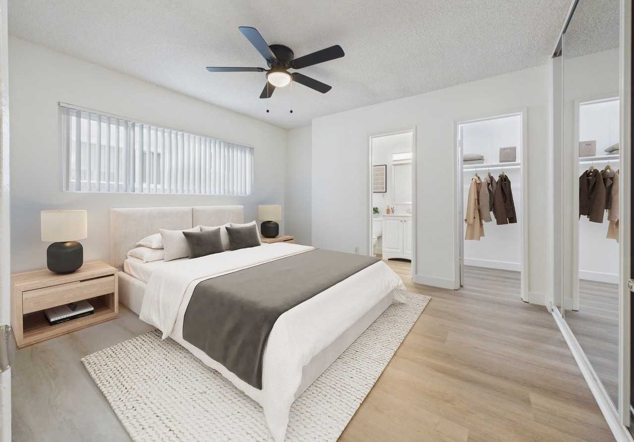 Buffalo Sherman Oaks Apartments - Photo 4 of 38
