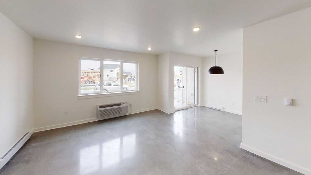 1653 Windrow Dr- Flanders Mill - Photo 2 of 14