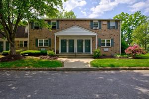 featured image of 1701 S Albert St