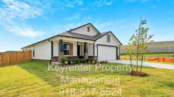 featured image of 9309 N 115th East Ave