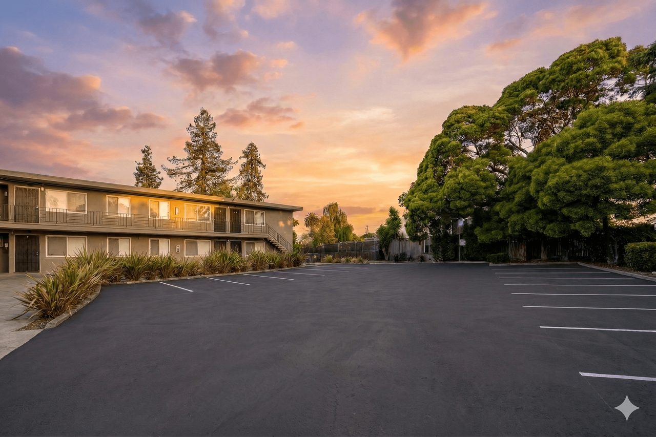 Diamond Haus - Photo 5 of 12