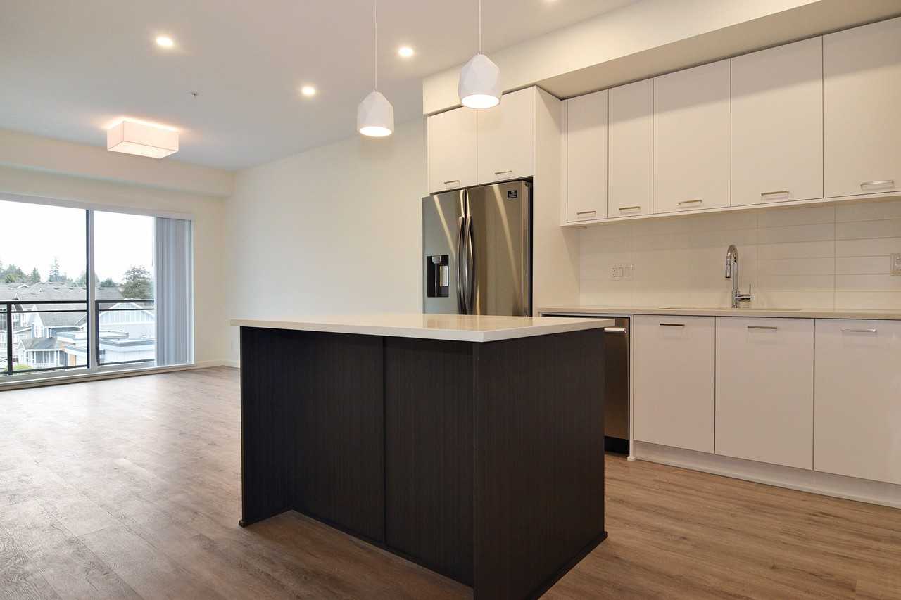 20087 68 Ave - Photo 7 of 14