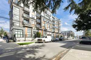 featured image of 20695 Eastleigh Cres