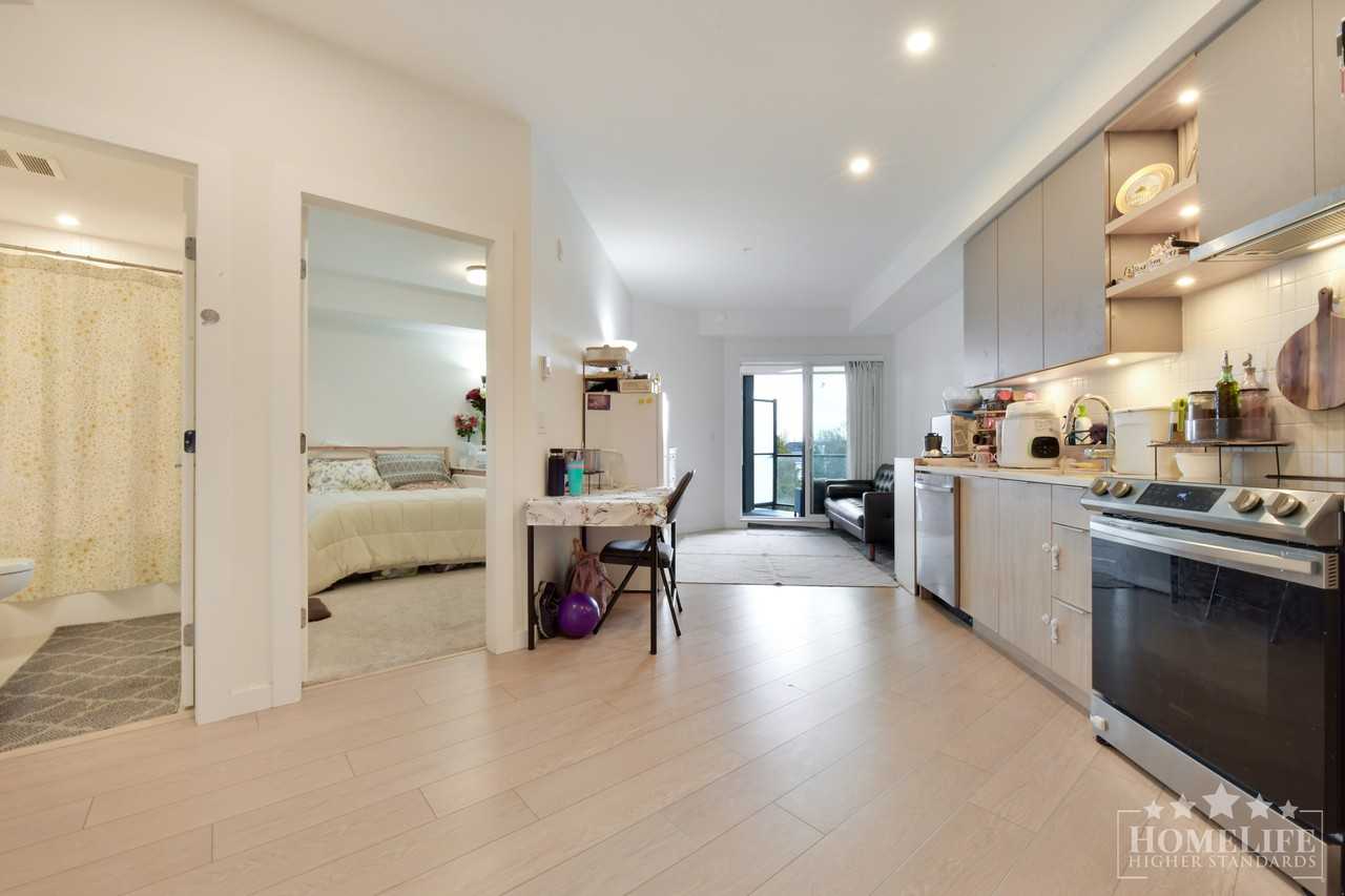 20695 Eastleigh Cres - Photo 5 of 21