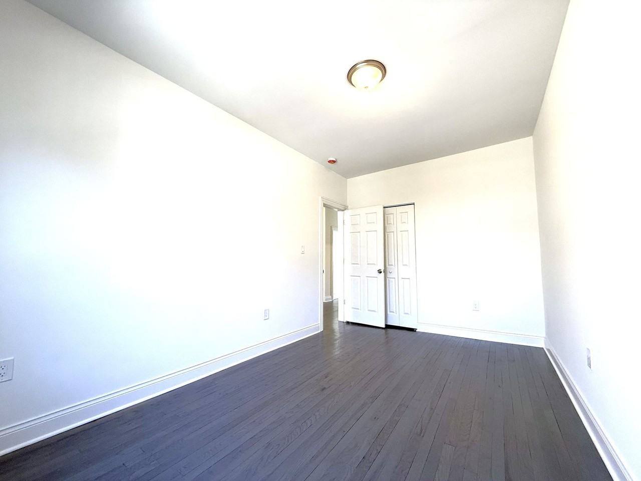 Stowell Avenue Apartments - Photo 7 of 10