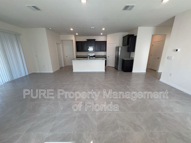 4122 Nw 48th Terrace Rd - Photo 7 of 50