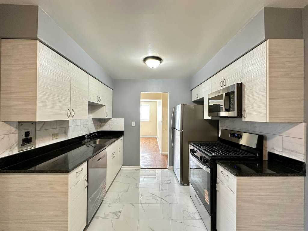 620 N Lincoln Ave #G08 - Photo 2 of 21