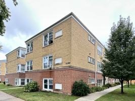 featured image of 6709 N California Ave #GS