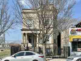 featured image of 3336 W Chicago Ave #BF