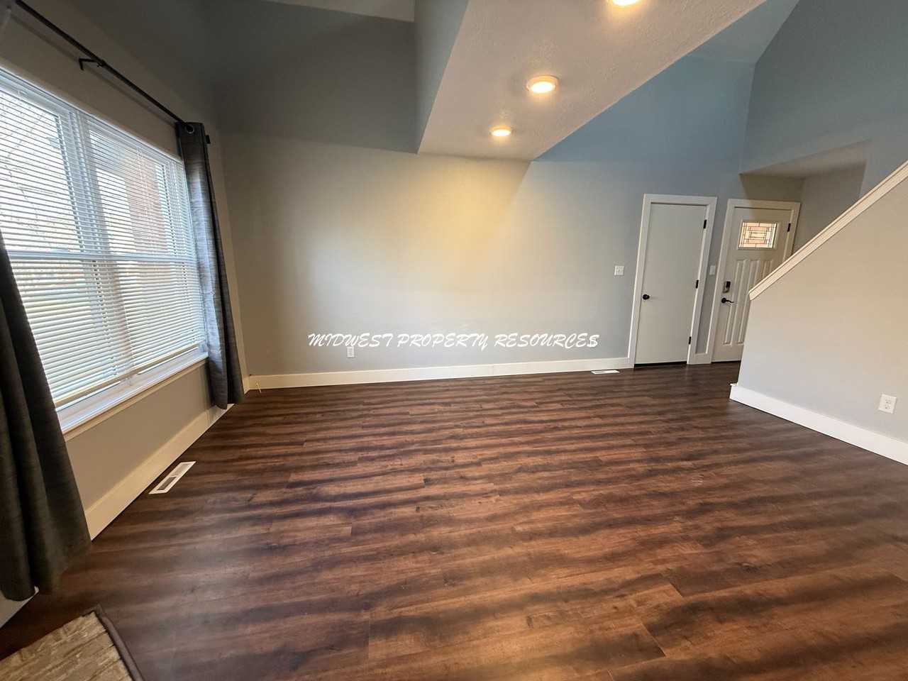 721 Se 10th Ter - Photo 2 of 25