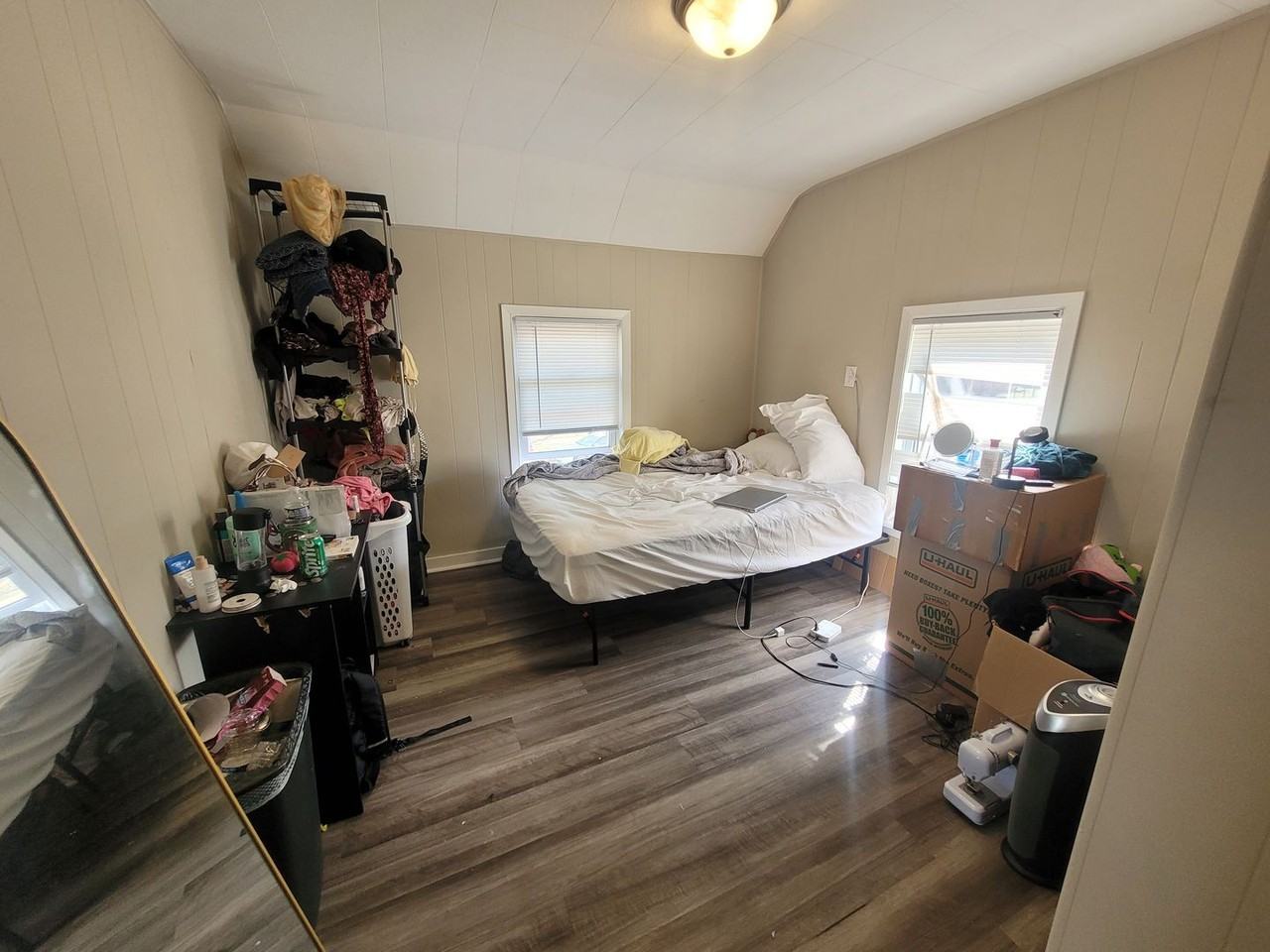 1713 Wood St - Photo 4 of 6