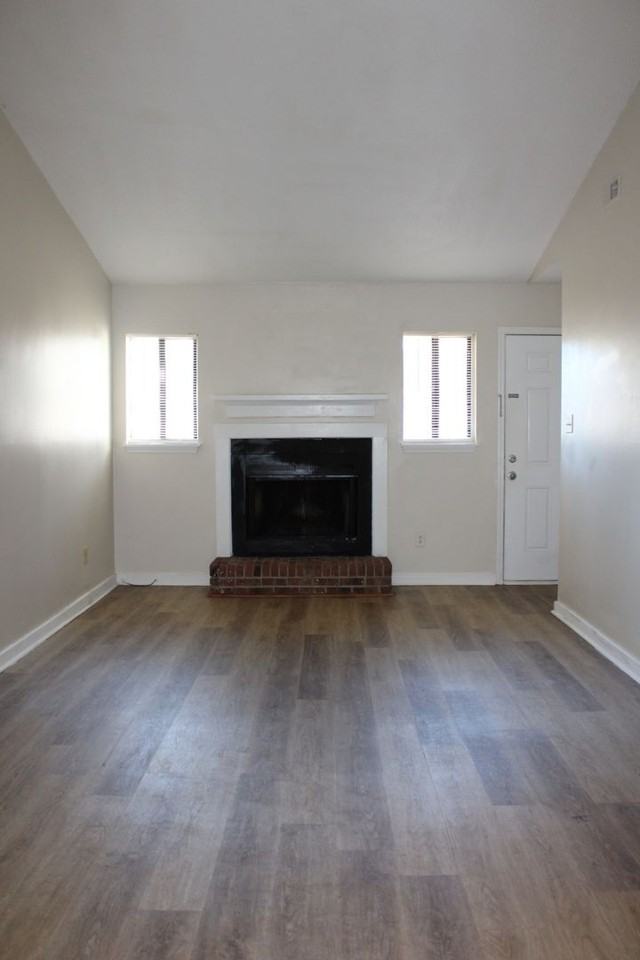 202 Cedar Ridge Ln - Photo 4 of 20