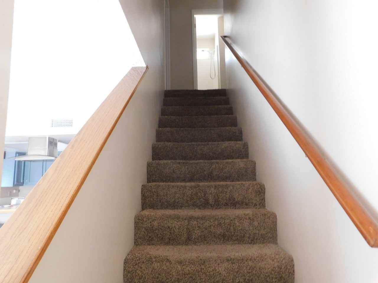 112 S Lilac St - Photo 7 of 20