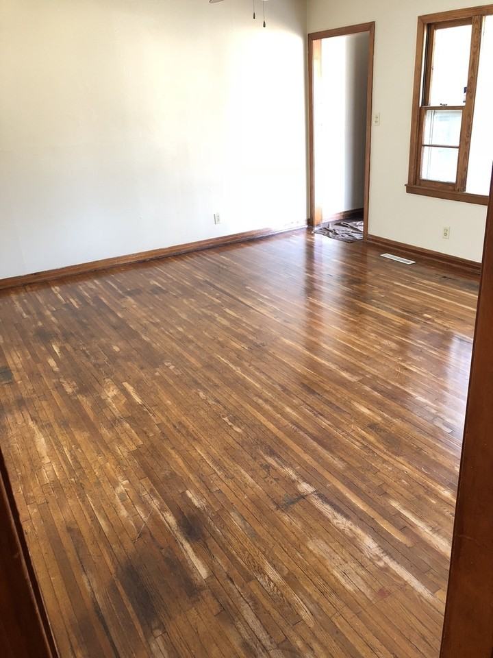 1819 Roanoke St - Photo 5 of 9