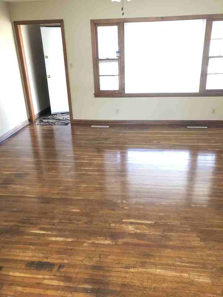 1819 Roanoke St - Photo 6 of 9