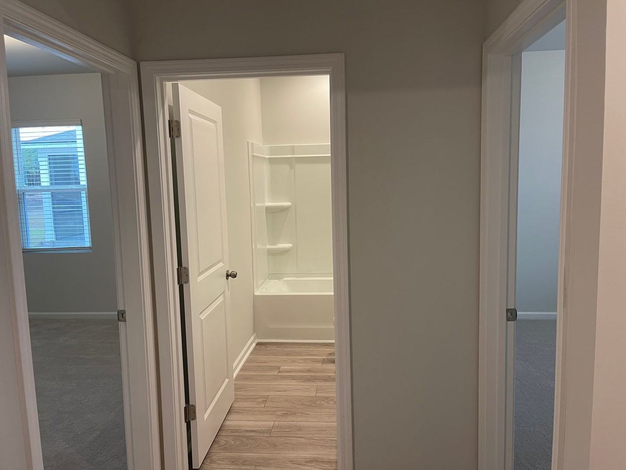 828 Longleaf Dr - Photo 5 of 23